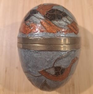 Vtg Cloisonné Enameled Brass Egg Trinket Box.